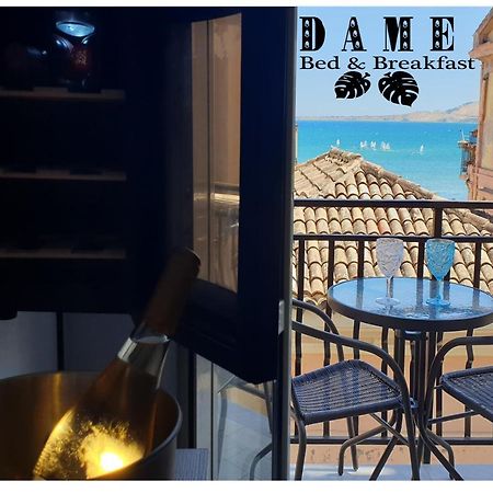 Dame Crotone Bed & Breakfast Exterior photo